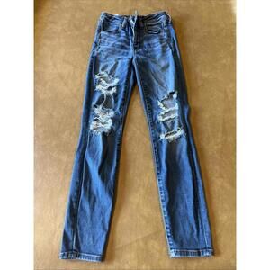 American Eagle Distressed Hi-Rise Jegging (Women’s 4 Reg)